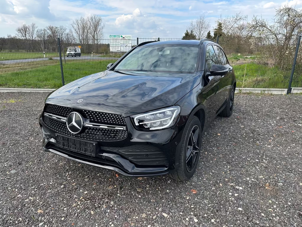 Mercedes-Benz GLC-Klasse GLC 300 AMG Line