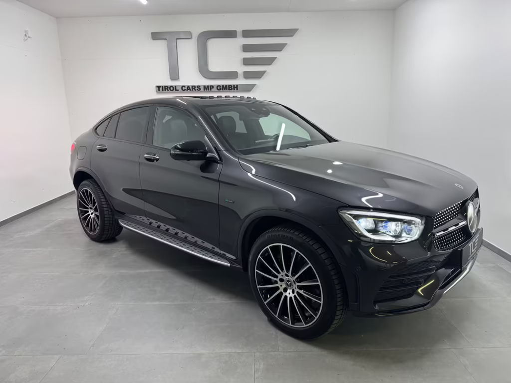 Mercedes-Benz GLC-Klasse GLC 300 AMG Line