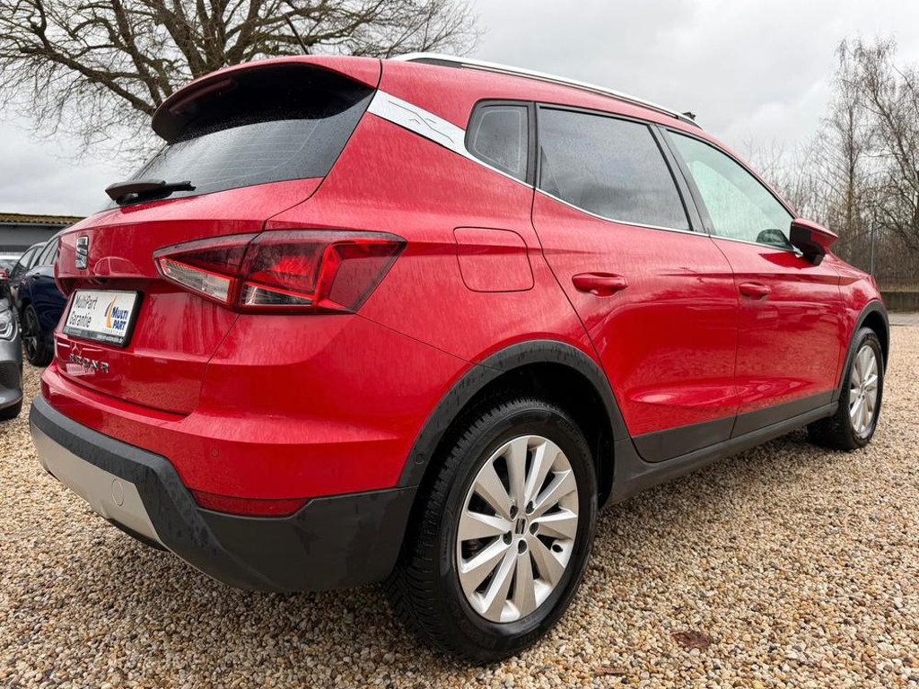 Seat Arona
