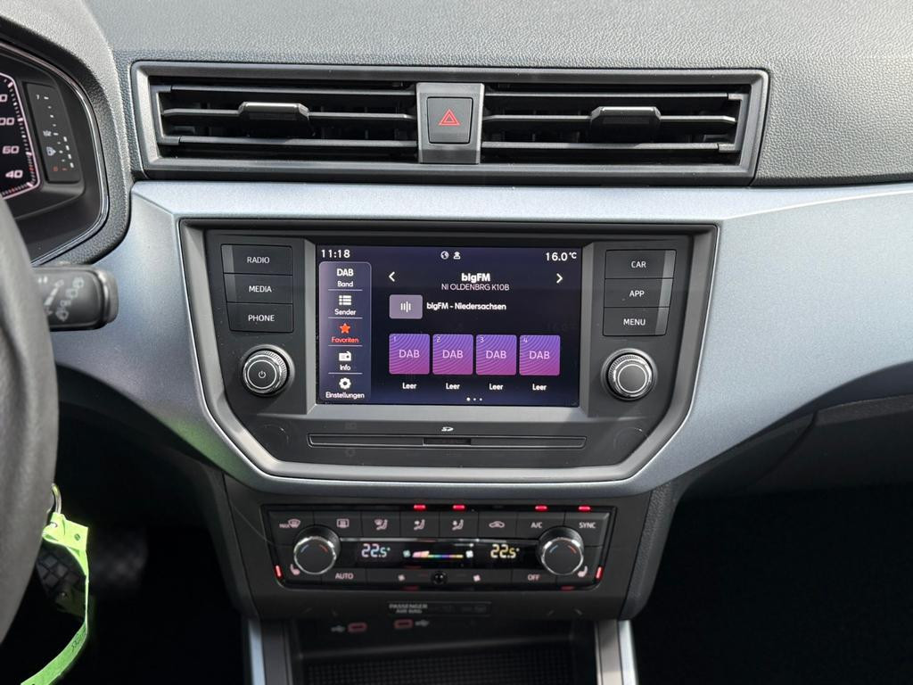 Seat Arona