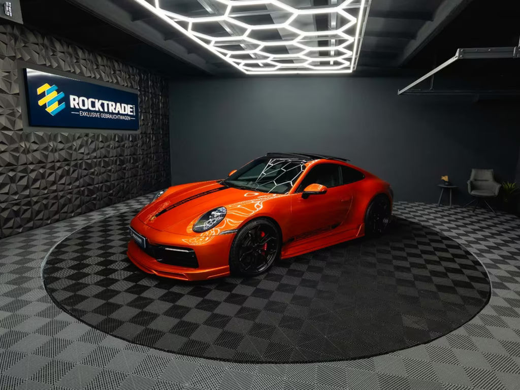 Porsche 911 4 992 Carrera
