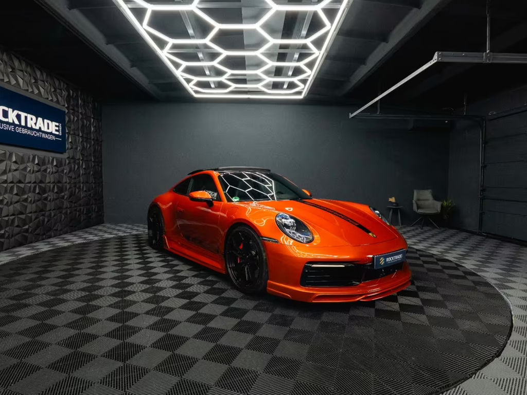 Porsche 911