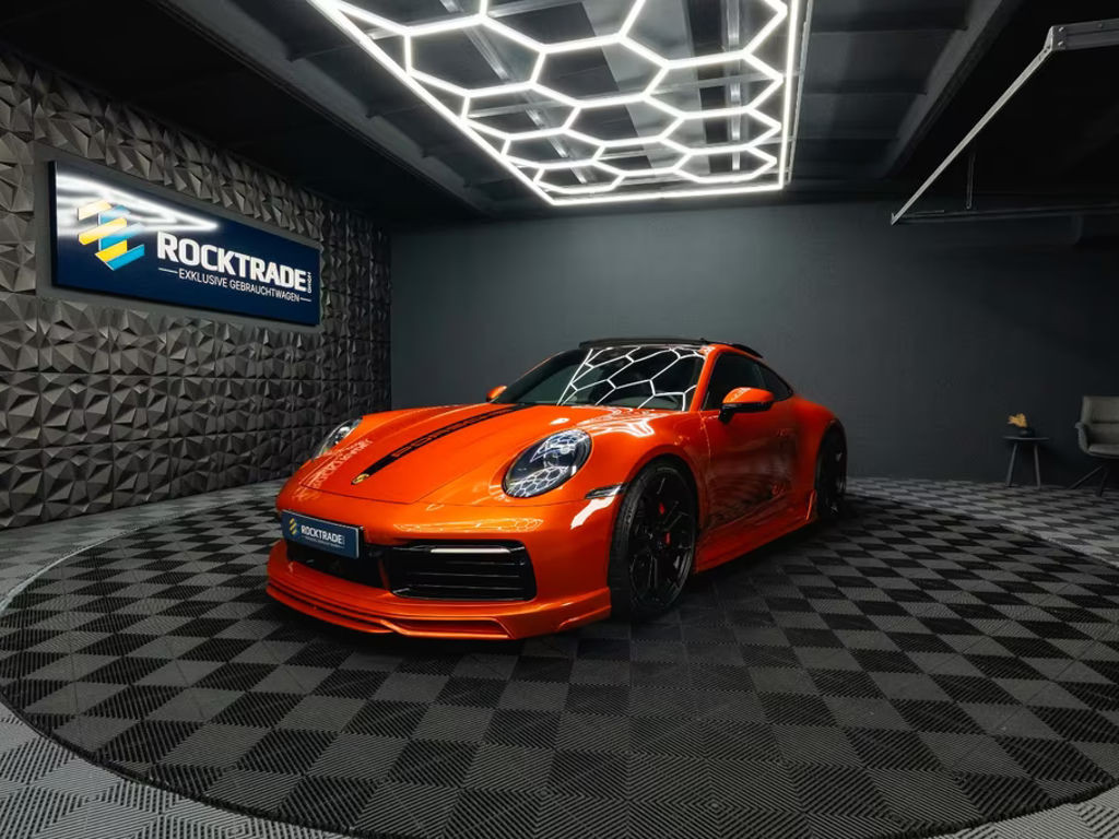 Porsche 911