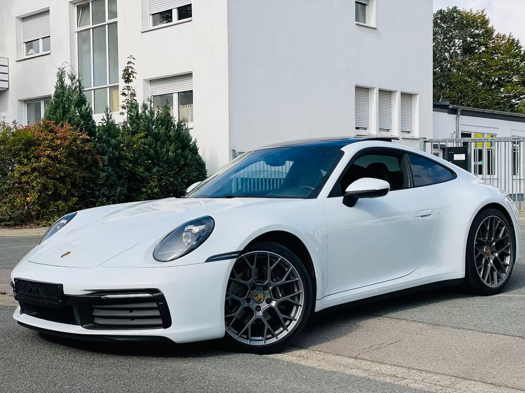 Porsche 911 992 Carrera