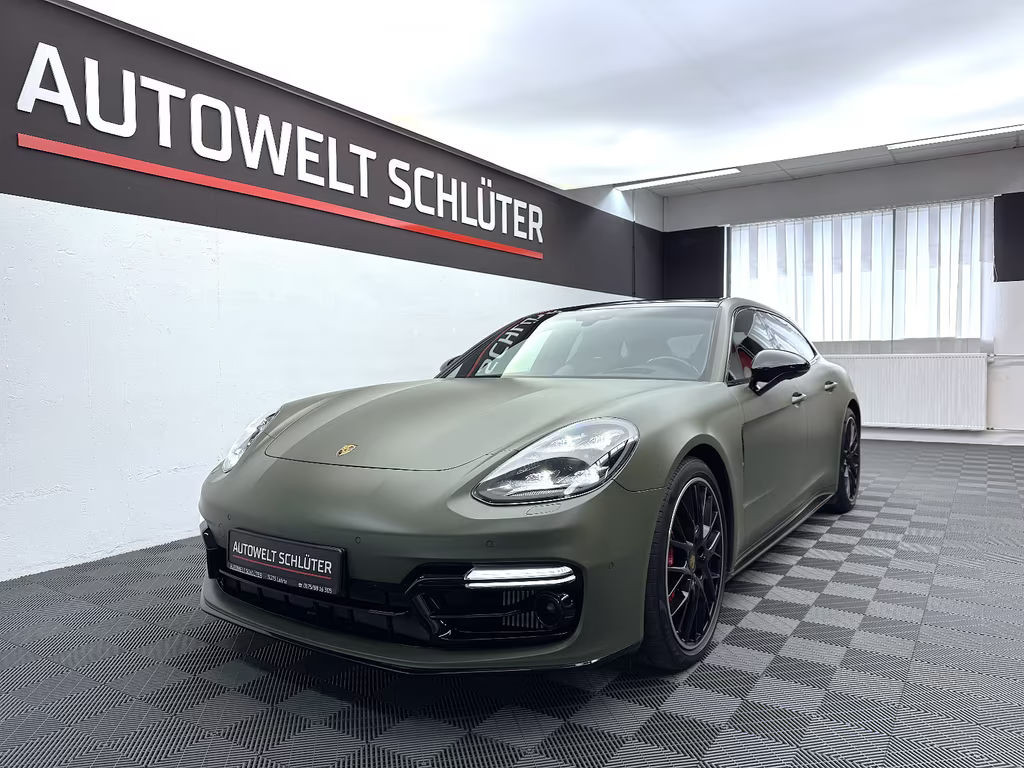 Porsche Panamera GTS Sport Turismo