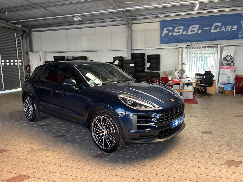 Porsche Macan S