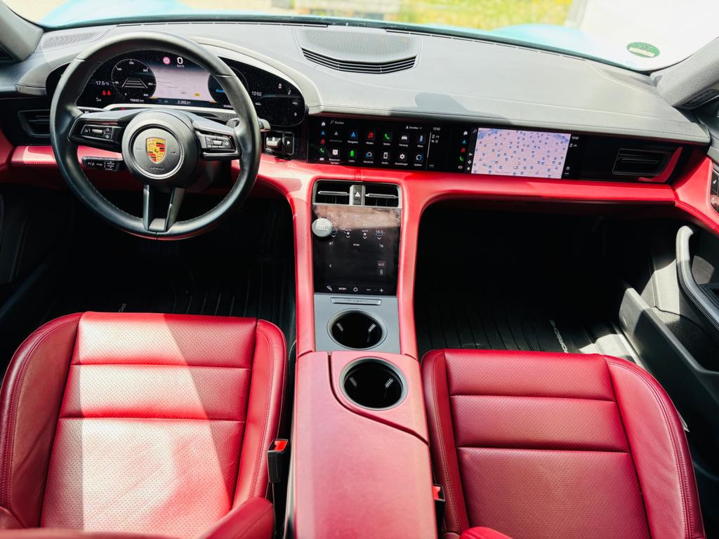 Porsche Taycan