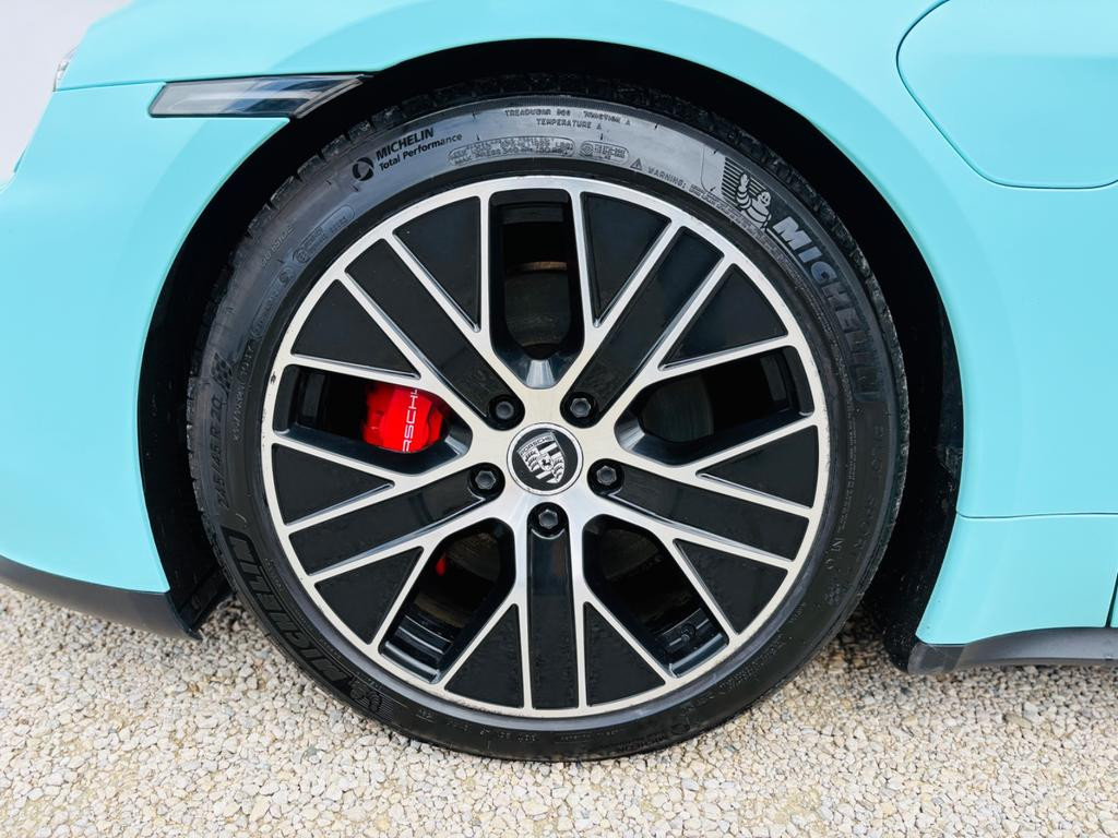 Porsche Taycan