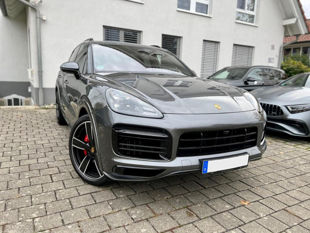 Porsche Cayenne GTS