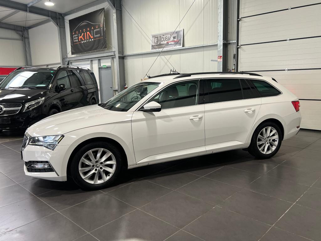 Skoda Superb Combi iV
