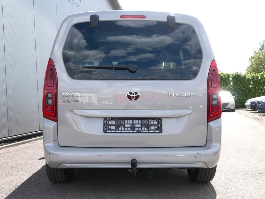 Toyota Proace (Verso)