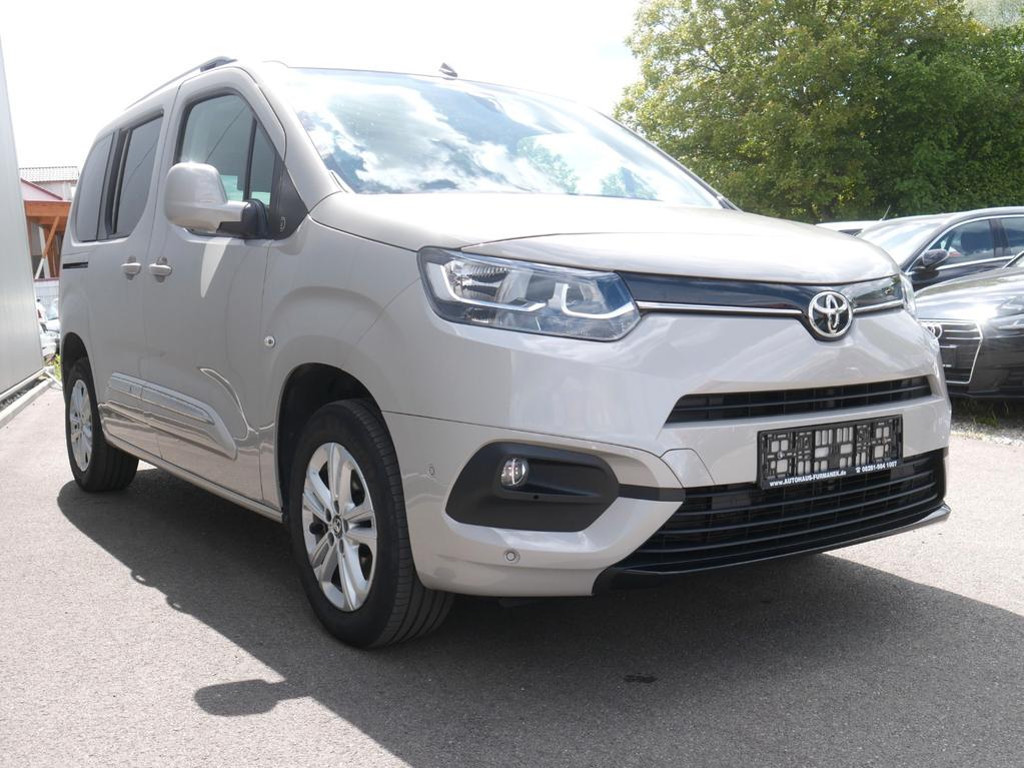 Toyota Proace (Verso)