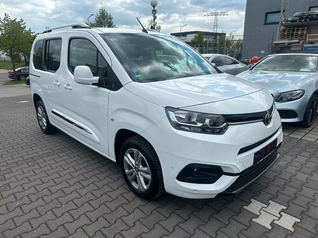 Toyota Proace (Verso) Proace City Verso L1 Team Deutschland 7-Sitzer
