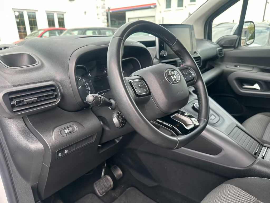 Toyota Proace (Verso)