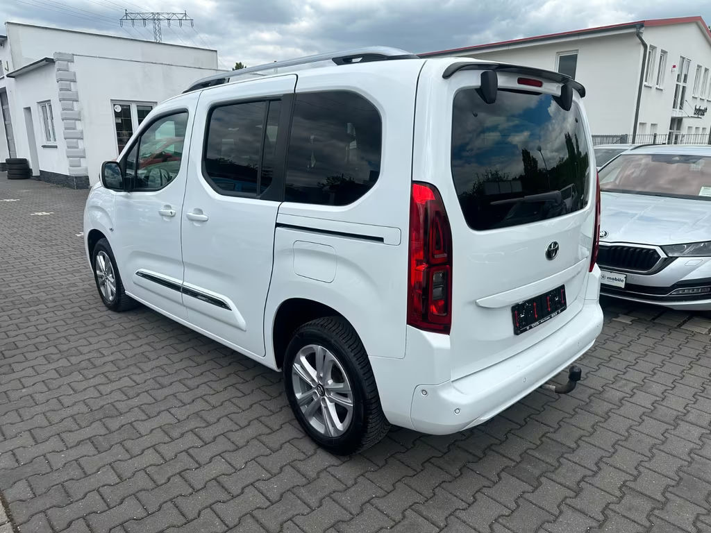 Toyota Proace (Verso)