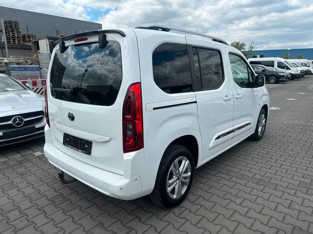 Toyota Proace (Verso)