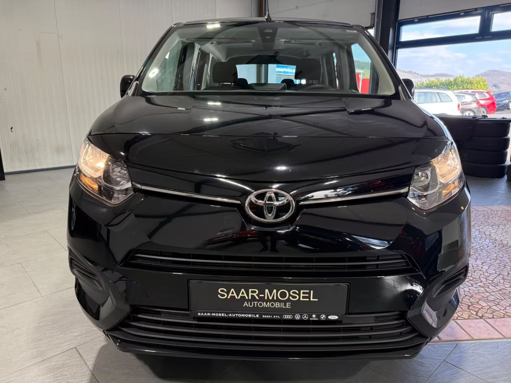 Toyota Proace (Verso)