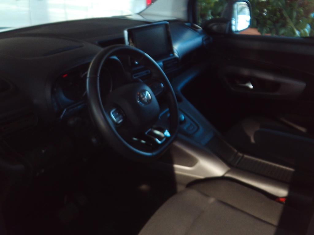 Toyota Proace (Verso)