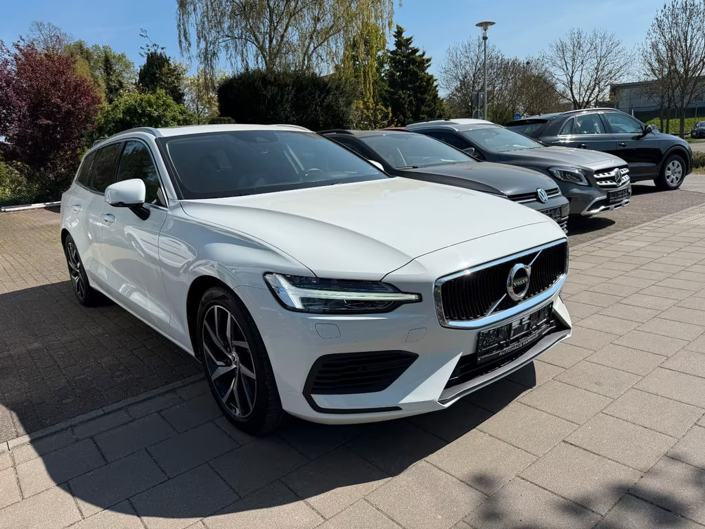 Volvo V60 AWD Hybrid