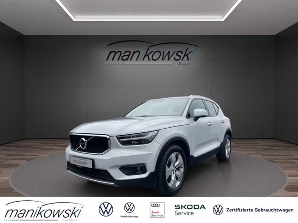 Volvo XC40 Momentum