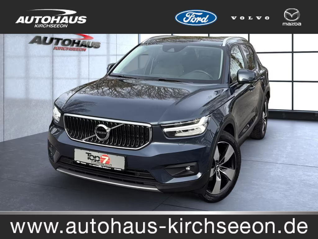 Volvo XC40 Momentum