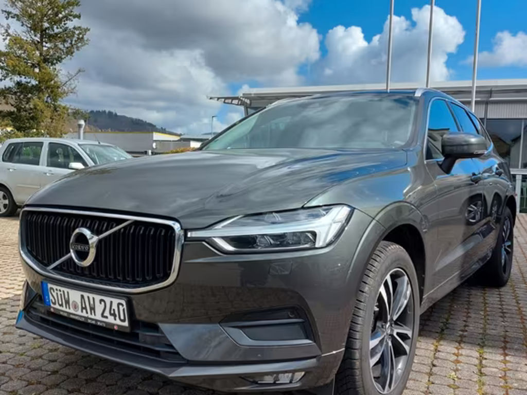 Volvo XC60 Momentum
