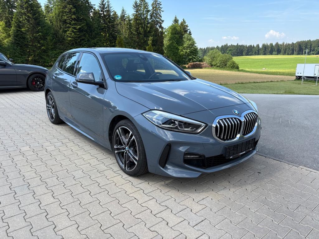 BMW 1 Serie 120 M-Sport xDrive Sedan 120d
