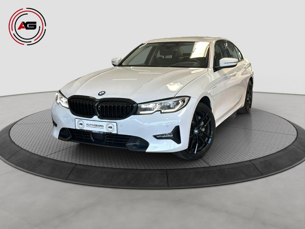 BMW 3 Serie 330 Sedan 330e