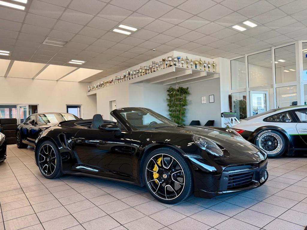 Porsche 911 Turbo 992 Cabriolet