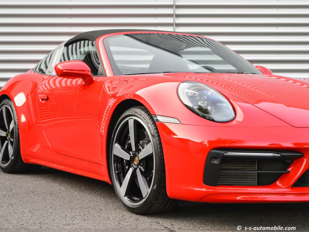 Porsche 911