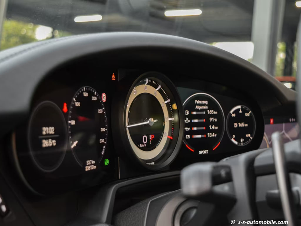 Porsche 911