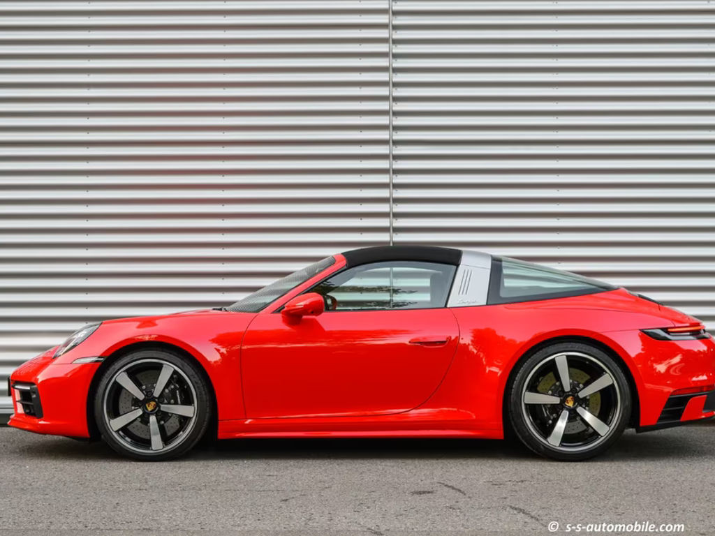 Porsche 911