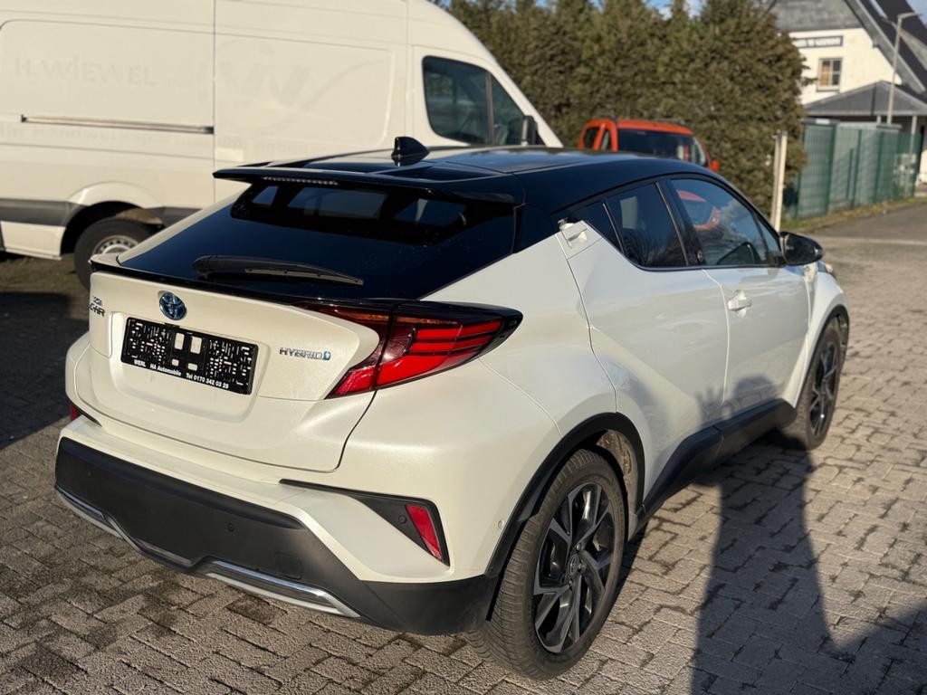Toyota C-HR Team D Hybride