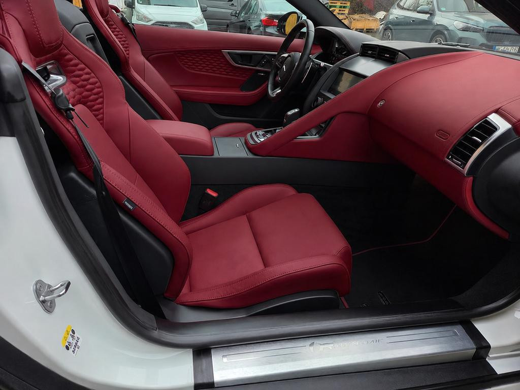 Jaguar F-Type