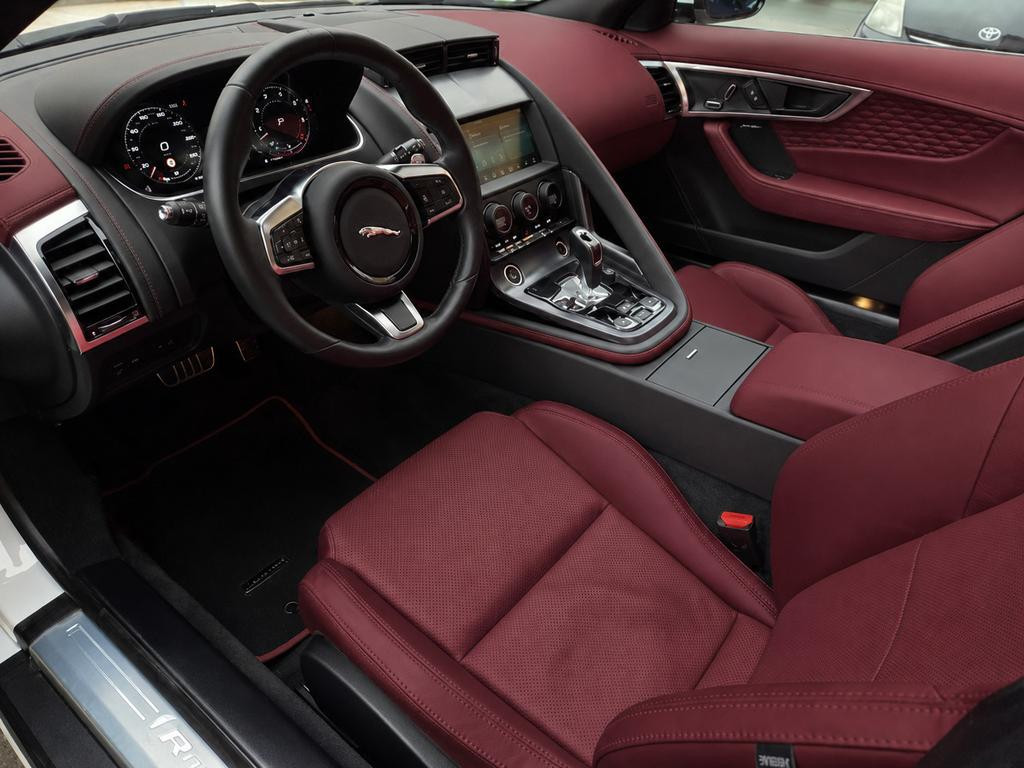 Jaguar F-Type