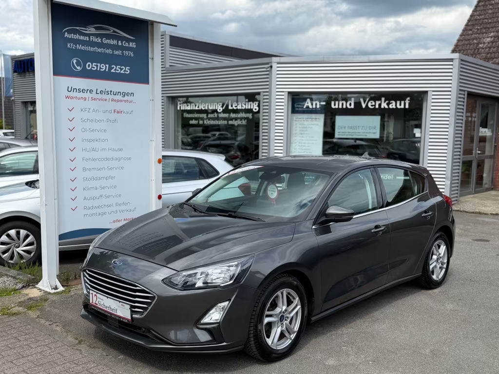 Ford Focus Limited Cool & Connect