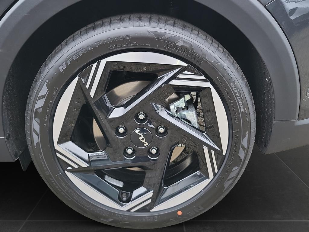 Kia K4
