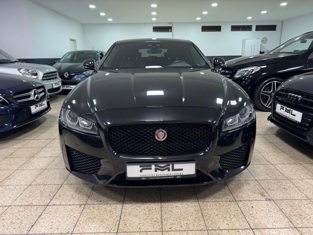 Jaguar XF