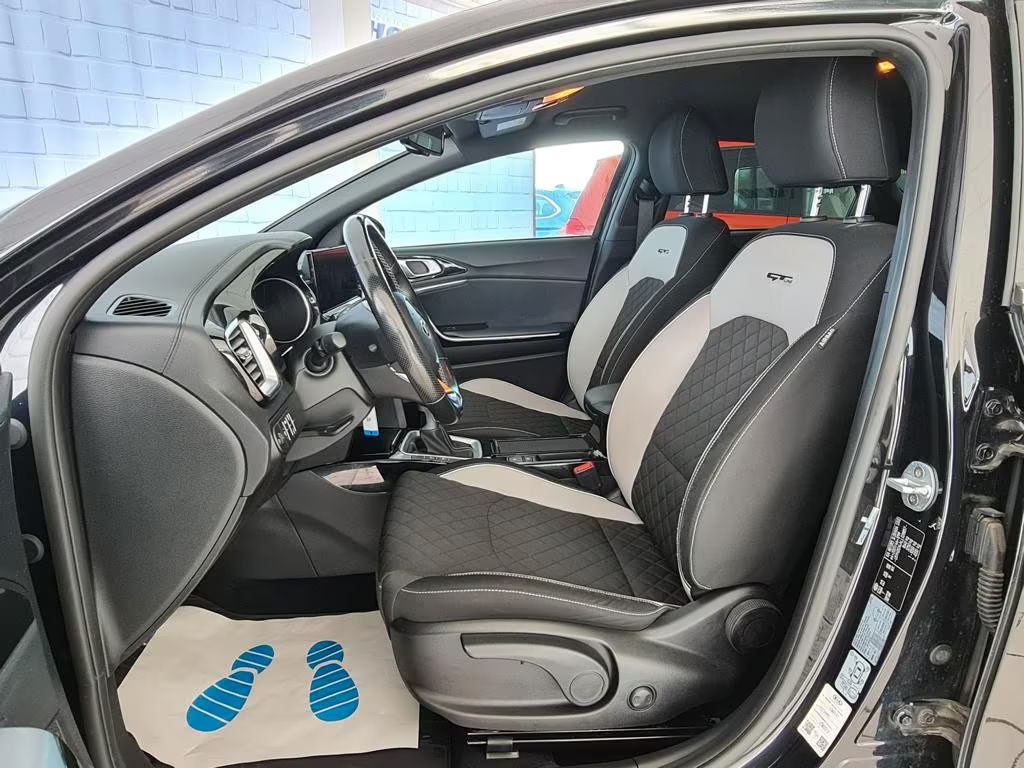 Kia ProCeed
