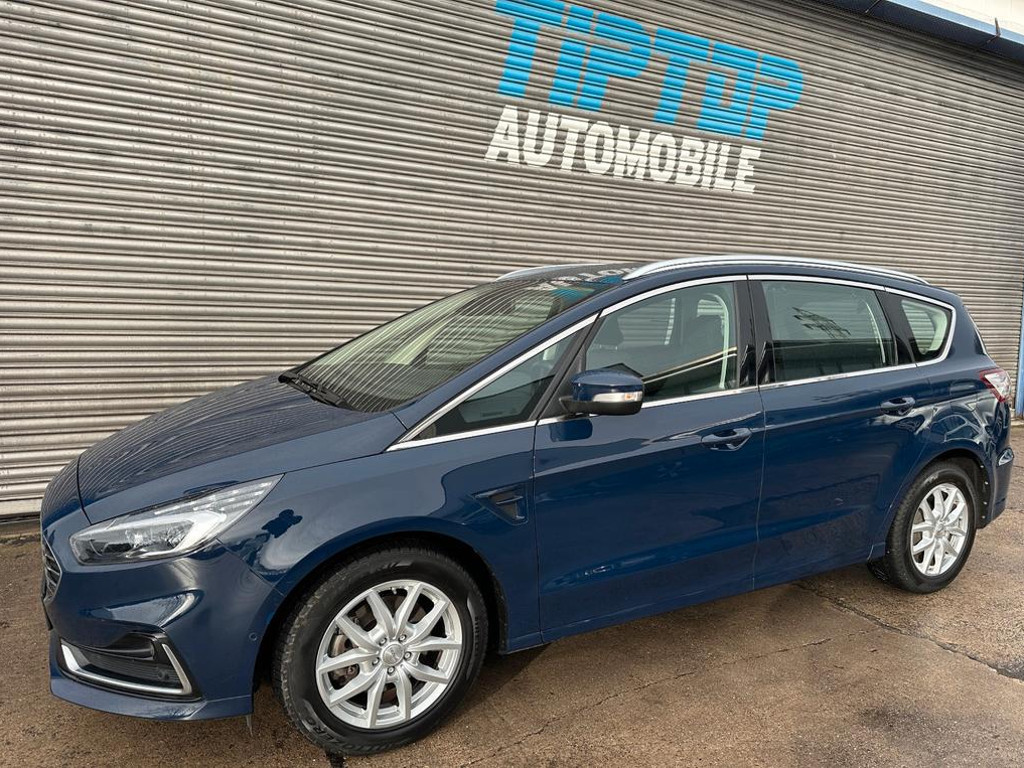 Ford S-Max Titanium