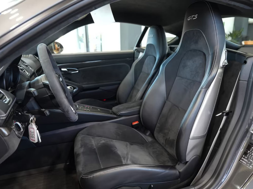Porsche Cayman