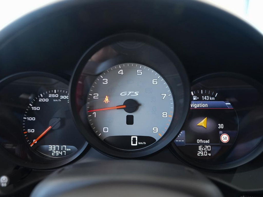 Porsche Cayman