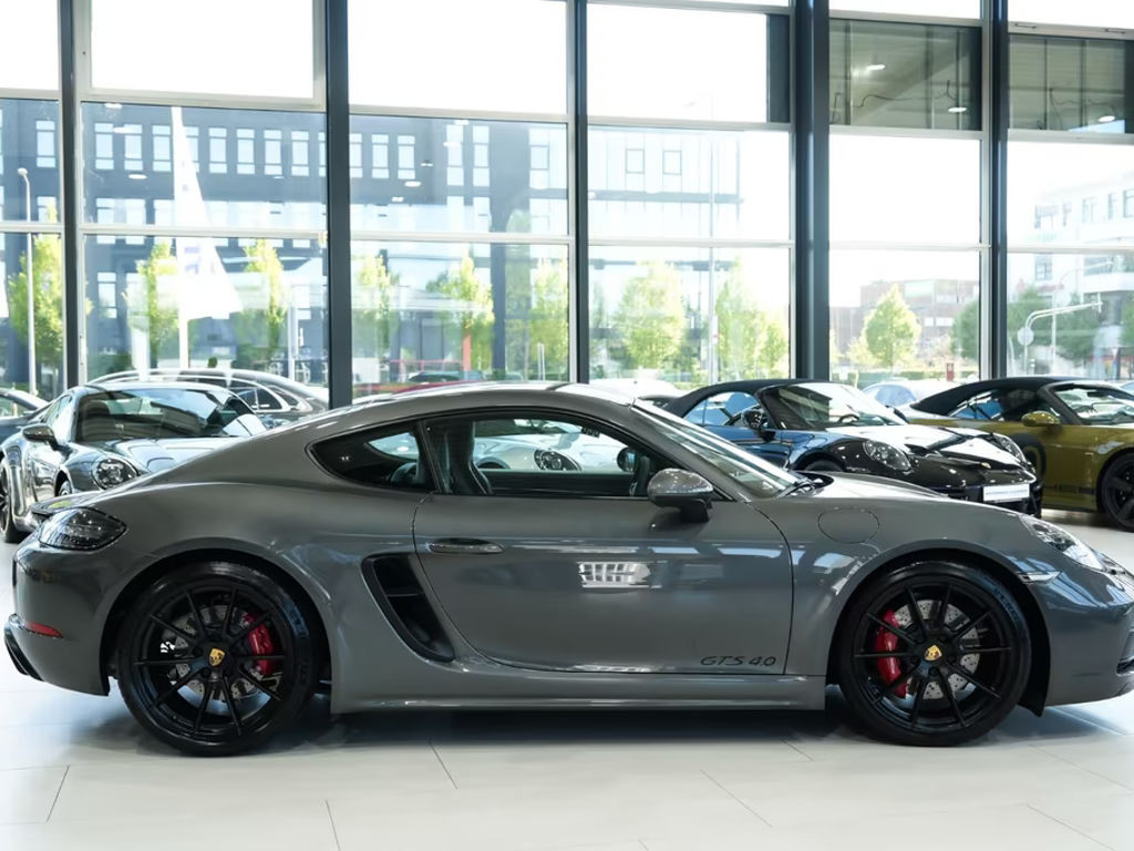 Porsche Cayman