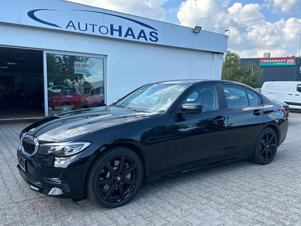 BMW 3 Serie 330 Advantage pakket Sedan 330e