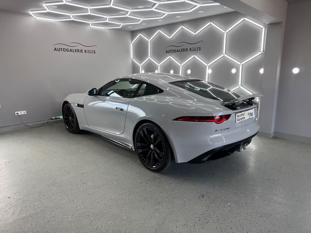 Jaguar F-Type
