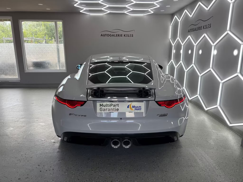 Jaguar F-Type