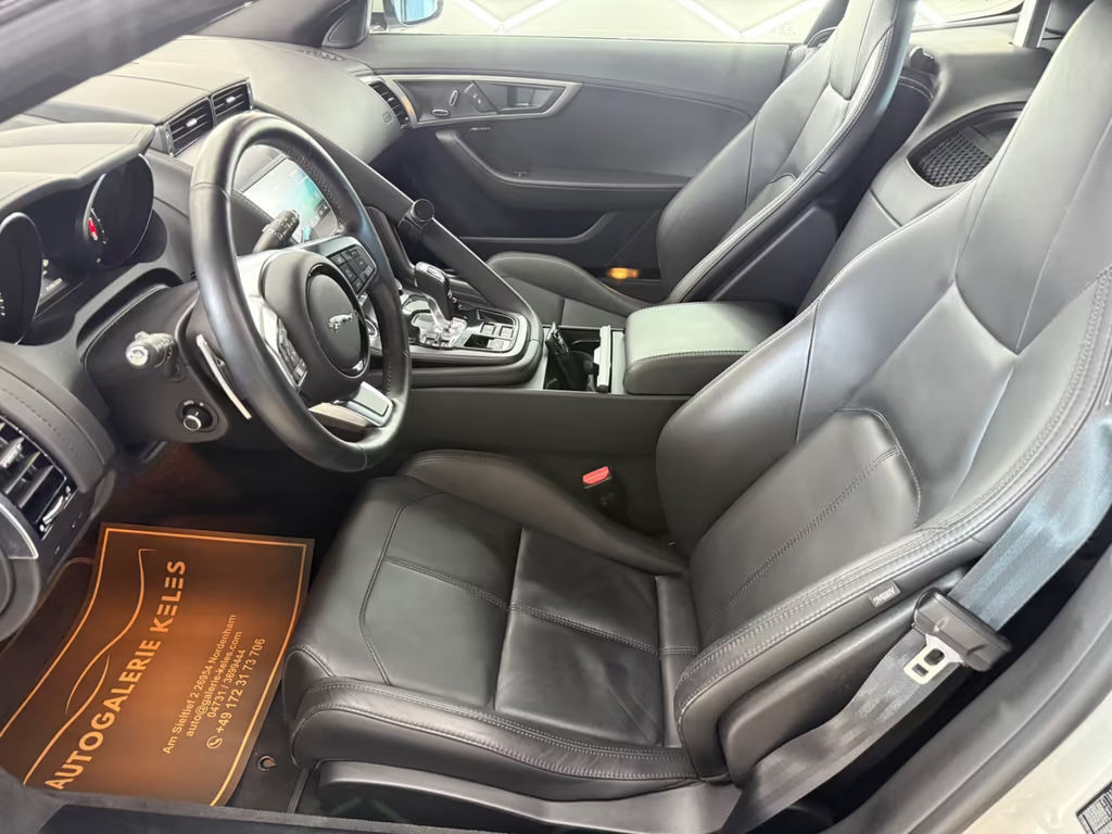 Jaguar F-Type