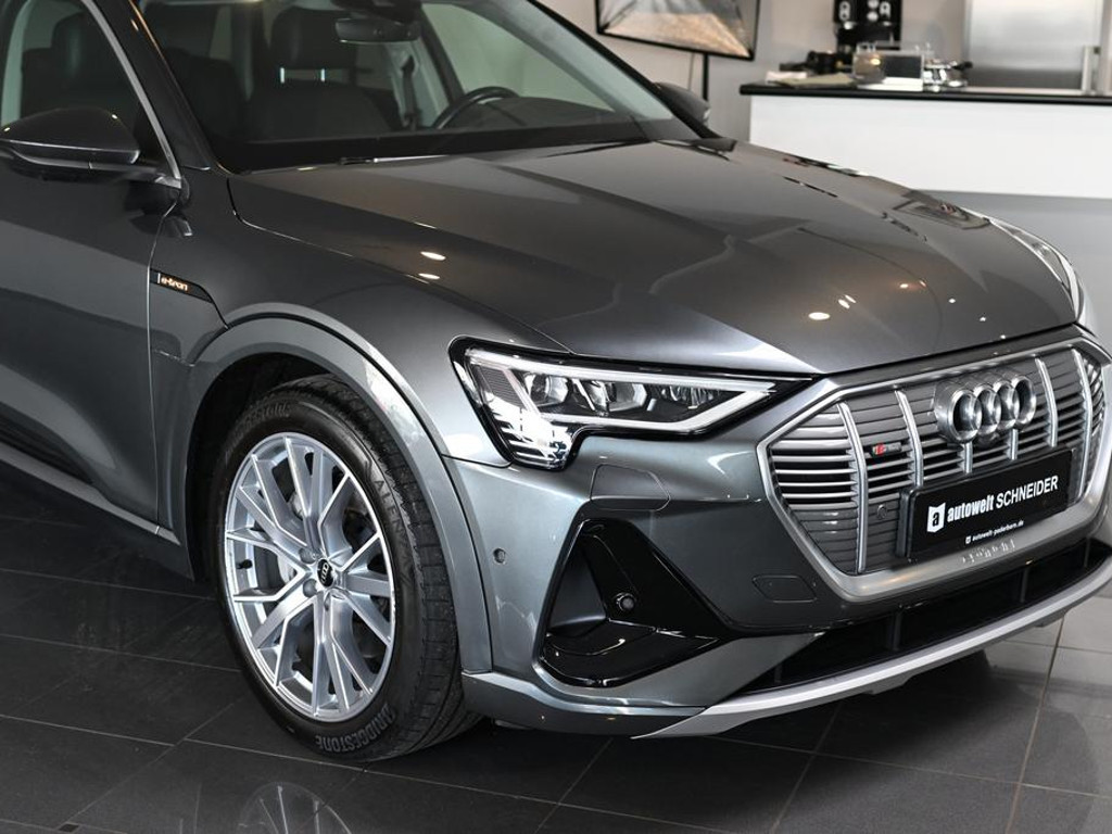 Audi e-tron