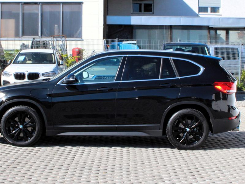 BMW X1 xDrive Advantage pakket