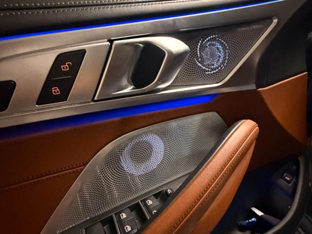 BMW M850